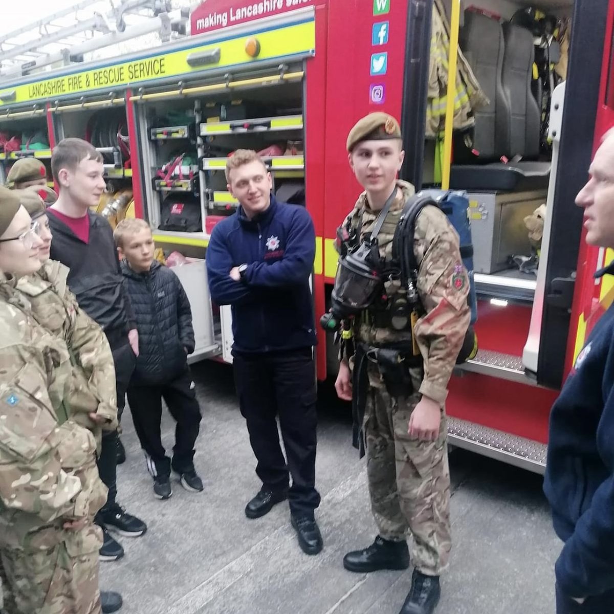 LancsArmyCadets's tweet photo. Recently Morecambe and Lancaster Detachments had a visit from Lancashire Fire &amp; Rescue and North West Ambulance Service.
The Cadets had a great time.Perhaps there may be some aspiring recruits for the services in the future.
#armycadetsuk #goingfurther #cadetforce #northwestrfca https://t.co/io7iUahUfT