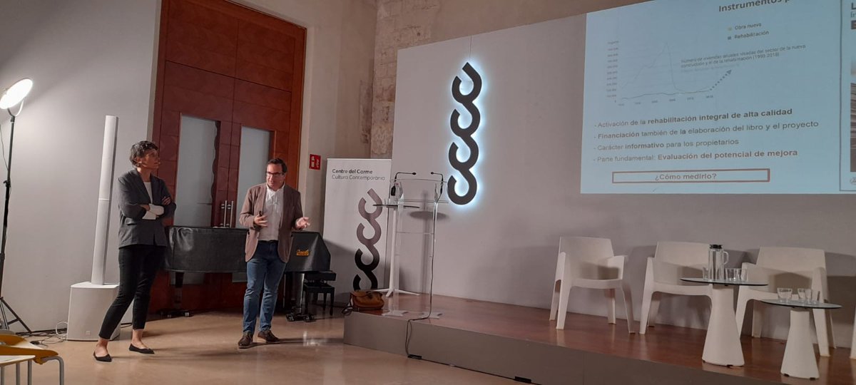 Participación del @ietorroja en la jornada "Construyendo un mundo accesible" en Valencia. Agradecemos a los organizadores la invitación #CAATValencia #FundaciónACS <a href="/generalitat/">Generalitat</a> <a href="/Fundacion_ONCE/">Fundación ONCE</a>