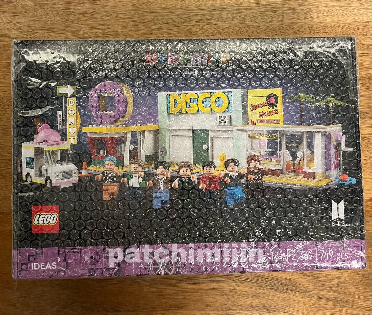 patchimiiin's tweet photo. WTS LFB PH

BTS Dynamite Lego Set
On hand &amp; ready to ship
P6,990 + LSF

Reply mine or DM me! https://t.co/FikOm5Xl1o
