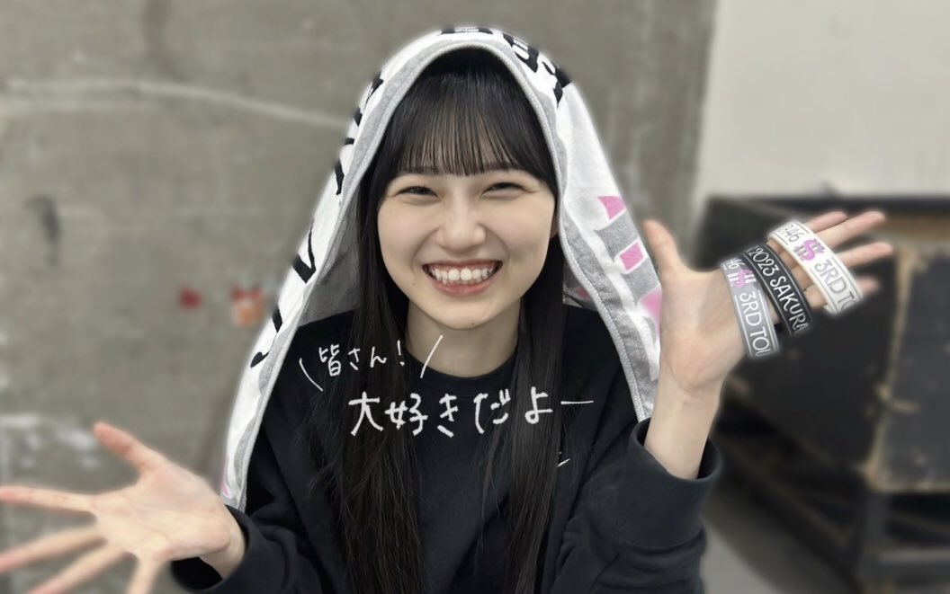 バヤシ tweet media