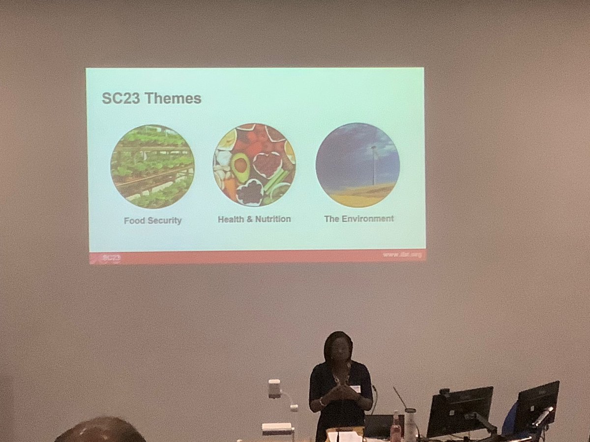 itsonlybiscuit1's tweet photo. Taming the perfect storm, the power of door science and technology, @ifstnews spring conference is just starting at Cardiff Met.
@bapbray Barbara Bray is chairing. #foodscienceandtechnology #ifstsc23 https://t.co/QVBXICVrl5