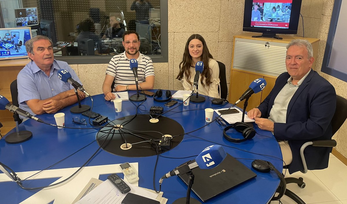 GRUP4COM's tweet photo. #4Directe 🗣️Temps de tertúlia amb @joem013, Pepe Martínez, @aliciavinaixa01 i @JATormo09 https://t.co/VNbhSabGry