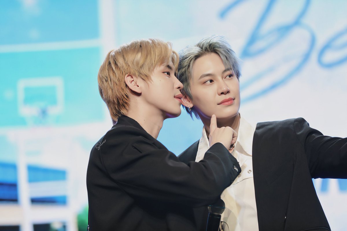 Ssss915__'s tweet photo. 230422 Between us FM in Seoul

다음에 또 한국에서 보자~👋🏻
 @bb0un @Prem_space 

#BetweenUsinSeoul 
#BounPrem #บุ๋นเปรม 
#bb0un #prem_space https://t.co/Q2p2HqHK5N