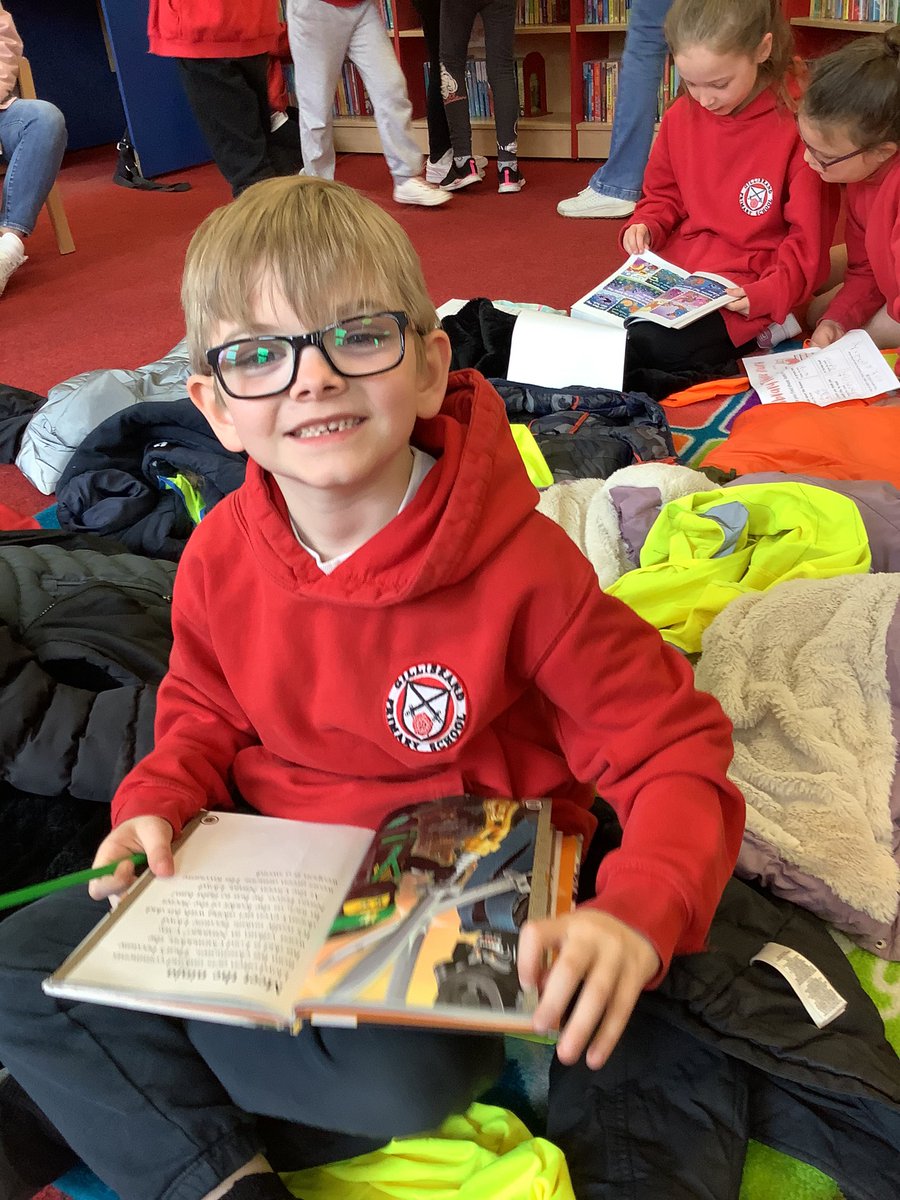 We love the library! We love reading! 📖📚❤️<a href="/Gillibrand_Sch/">Gillibrand Primary School</a> <a href="/LancsLibraries/">Lancashire Libraries</a>