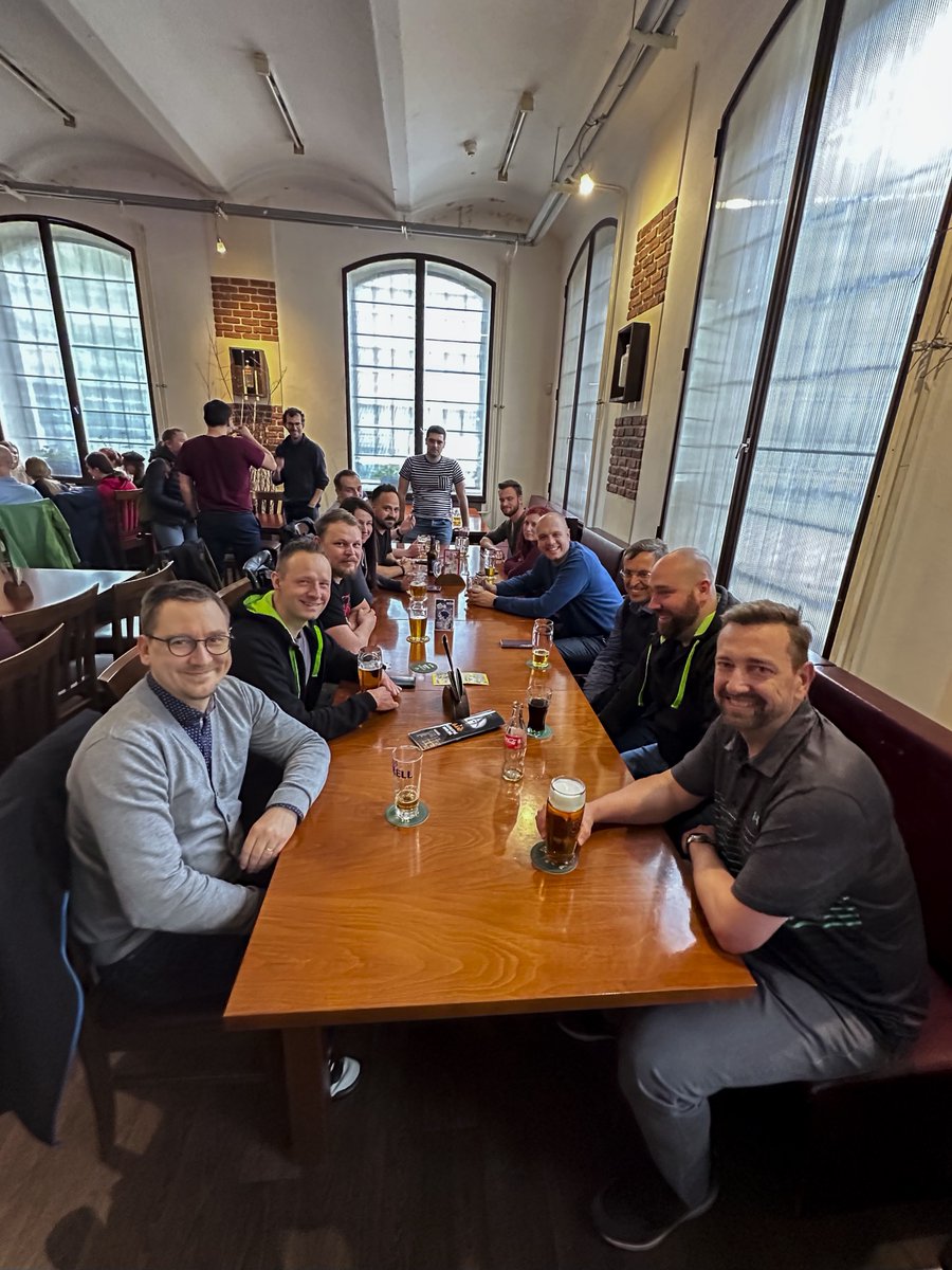 Green:Code tweet media