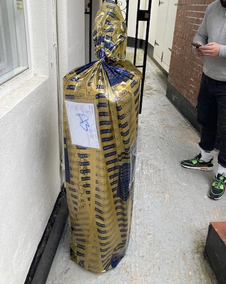 _fiona_green's tweet photo. @FlooringAdvice So, only 1 underlay turns up in an order of 4! Courier not sent the full order by Flooring Supplies. I have fitters ready to start. 🤬Can you redeem yourself and get them to me today?….Order No. 1136698 https://t.co/XbQHerxc8B