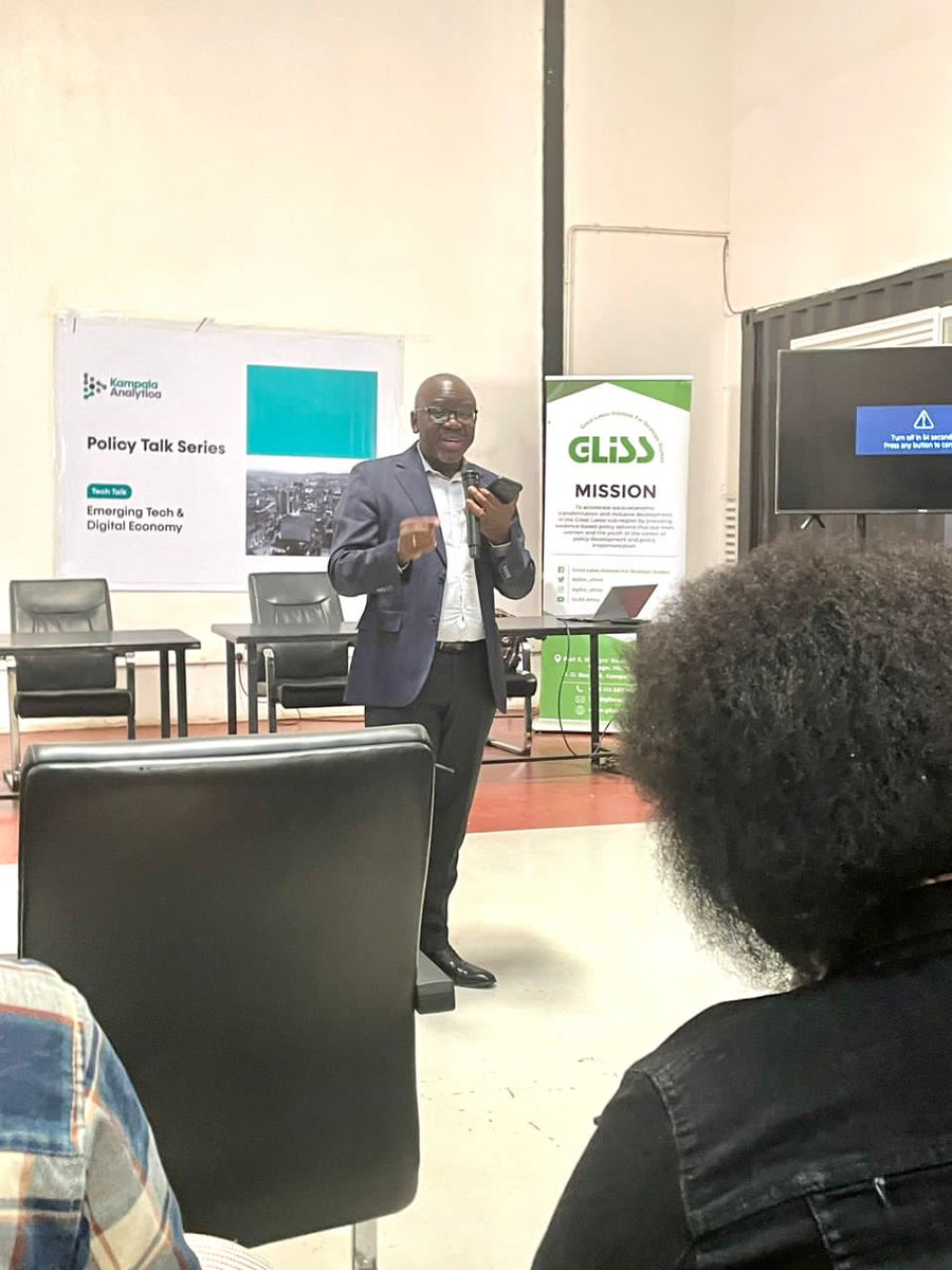 Abaho (@abahob8) on Twitter photo "Society is run and driven by ideas. Ideas should be able to drive you to utilise the available resources" ~ <a href="/GodberTumushabe/">Godber Tumushabe</a> from <a href="/gliss_africa/">Great Lakes Institute For Strategic Studies</a>
#KAPolicySeries "Society is run and driven by ideas. Ideas should be able to drive you to utilise the available resources" ~ <a href="/GodberTumushabe/">Godber Tumushabe</a> from <a href="/gliss_africa/">Great Lakes Institute For Strategic Studies</a>
#KAPolicySeries