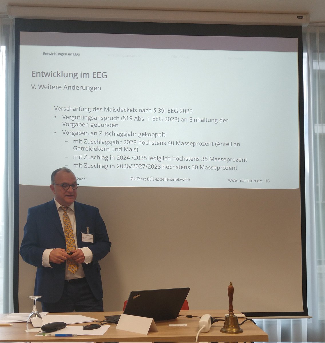 Heute beim Vortrag von Professor @MartinMaslaton bei der @gutcert nochmal die Klarstellung: die Notwendigkeit eines #Maisdeckels ist eine ideologische aber falsche Prämisse. Es gab und gibt keine #Vermaisung der Landschaft. Wissenschaftlich belegt -> trotzdem wird verschärft.