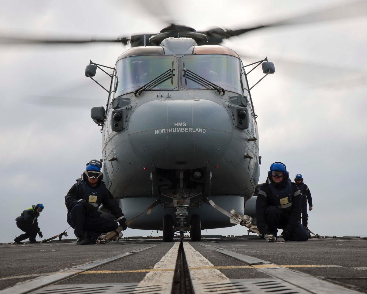 Meet MOHAWK Flight from 814 Naval Air Squadron, the most recent aviators to adopt the call sign REDCLAW. Highly proficient in Anti-Submarine Warfare, they provide a potent capability for @HMSNORT while on the hunt for submarines 🚁 #FearNORT #WeAreNATO #ExerciseDynamicMongoose23
