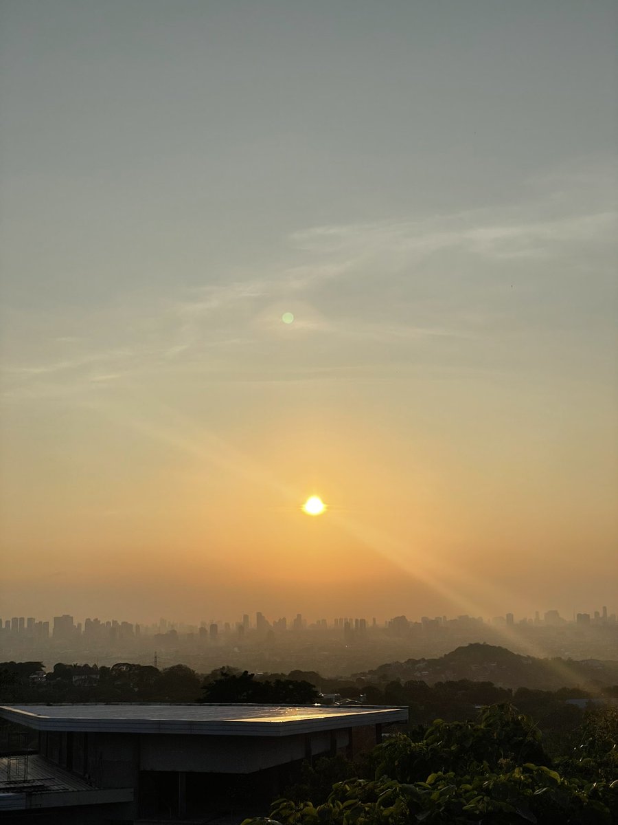 davidlicauco's tweet image. Sunsets &amp;gt;