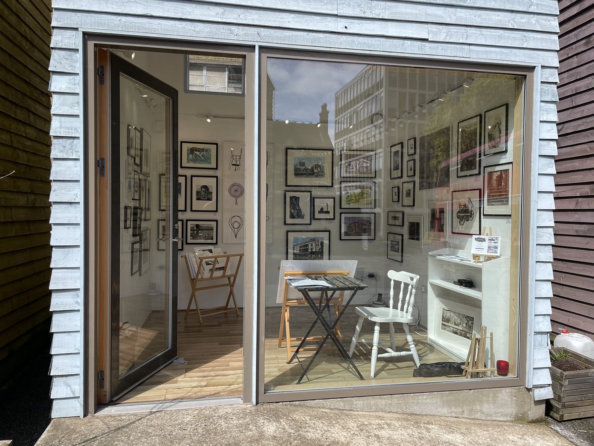 The @CitizensArtCIC gallery is open today and the exhibition runs through to 6th May (closed on Mon and Tues).

A great way to enjoy art, support local artists and our #bluehouseyard indie biz.

Join us tonight for a drink and to meet the artists - 6:30pm onwards. #printmaking