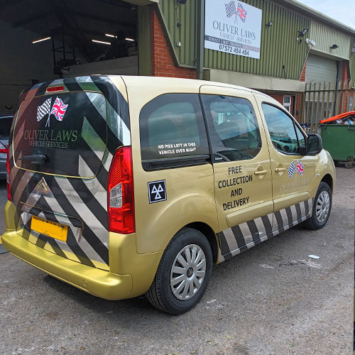 ElseClaire's tweet image. Do you need your vehicle signwritten? Ask for a quotation today but we do have an offer on until end of April ask for details ow.ly/88qb50HO7Hr
#vehiclesignage #vehiclegraphics #decals
#recoverytrucks #vansignage #vehiclegraphics
#magneticsigns #rearwindowgraphics