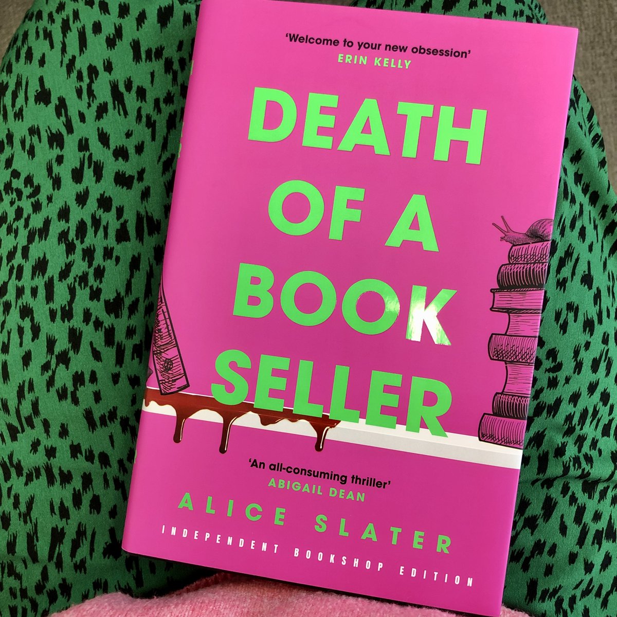 bwickssss's tweet photo. The happiest, horriblest of publication days to @alicemjslater for her incredible and unforgettable debut novel. We are SO proud to publish #DeathofaBookseller and if you see me around the Hachette offices today - yes I am a walking advert of pink and green 💚💖 OUT NOW!! 🐌🐌🐌 https://t.co/6PE6SNYVkl