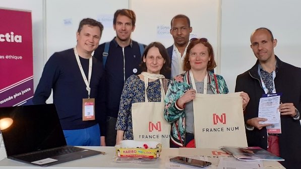 francenumfr's tweet photo. ✅ RDV ce 27/04 sur le stand @numeum_ au salon #CINUM expo à #Lyon @eurexpo pour rencontrer l’équipe #FranceNum des #ActivateursFranceNum pour passer au numérique - en présence des @Foliweb
✍️ #transfonum #TPE #PME https://t.co/IoXweNMKx9