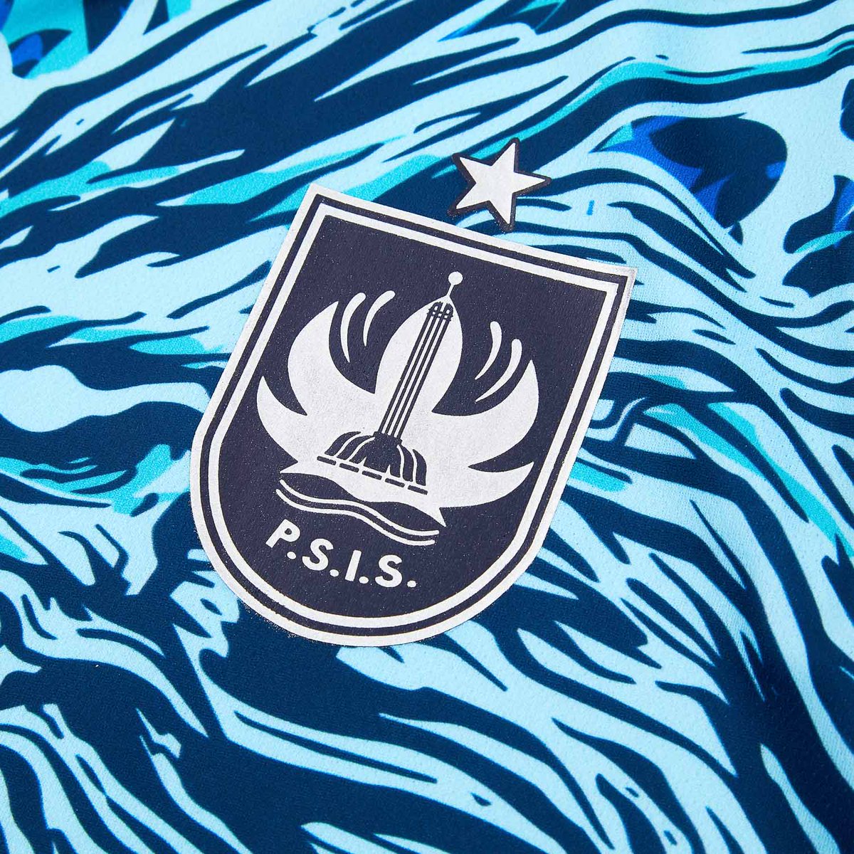 classicshirts tweet picture