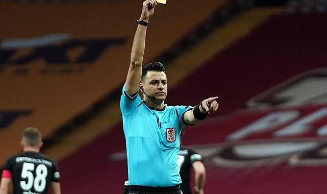 433GalatasarayI's tweet photo. Ahmet Nur Çebi istedi, Lale Orta atamayı Ali Şansalan olarak yaptı. Sorsalar yapay zeka derler. 

Organize ama amatör bir kötülük.
#SiparisAtamaAli https://t.co/YI3LrDFfxB