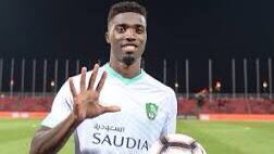 MshagbNet's tweet photo. عمر السومه لاعب ممتاز ولكن بالدوري القطري وليس دورينا
المساحات الي اشوفها بالدوري القطري ما اشوفها بدورينا 
وأتمنى اشوف محترفين بالهجوم بنفس مواصفات فيكتور وجانيني
#الاهلي https://t.co/1JAIuboZyb