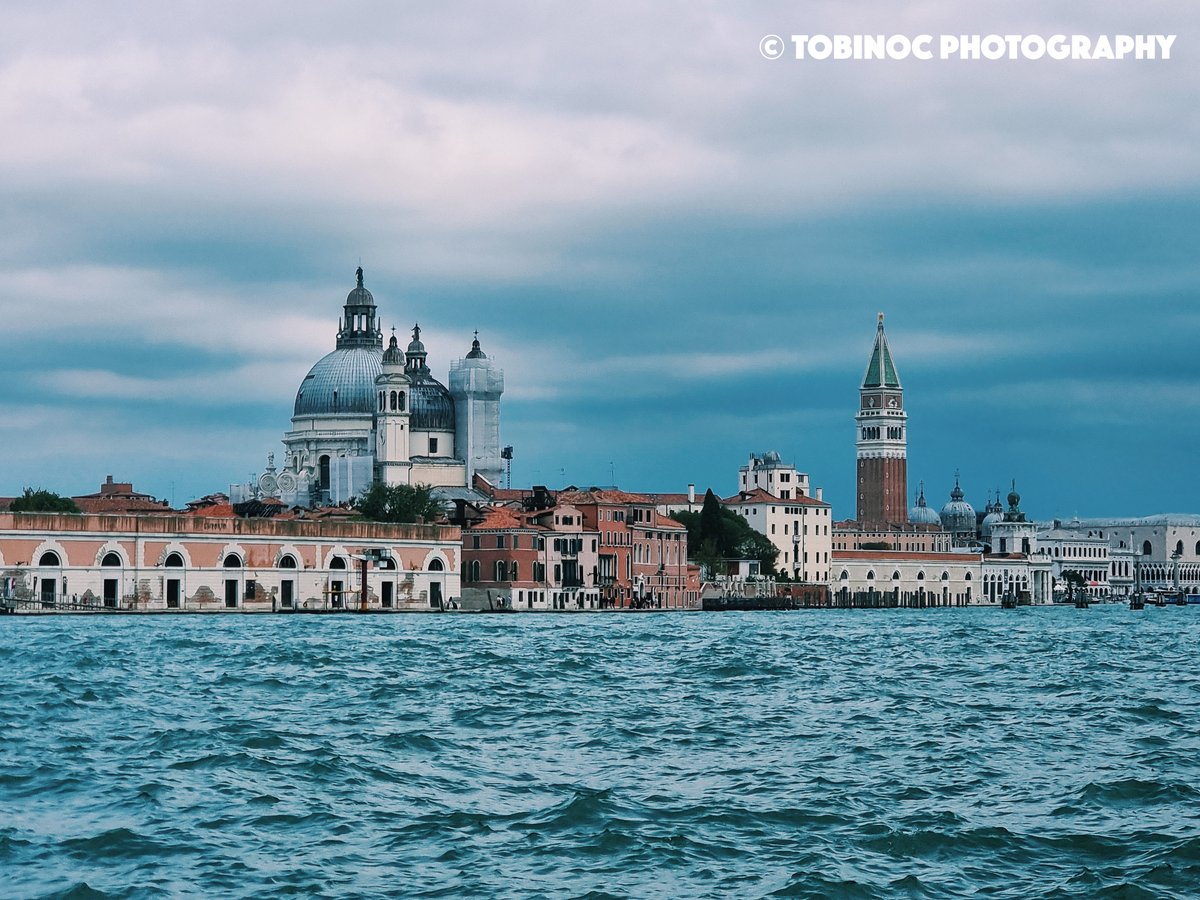 Looking towards the centre of Venice! 📸

#venice #italy #travelling #europe #travelphotography