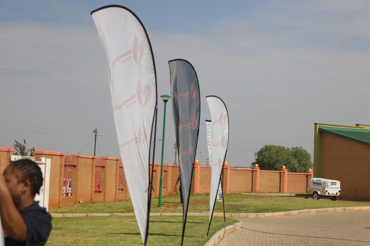 motswedingfm's tweet photo. #Tadieaamusa
Gompieno retla mogo wena ka tlhamalalo Mo Joubertina community health Centre. Lefapha la Pholo la Bokone Bophirima le bula setheo sa boitekanelo se se ntsha.
#MotswedingFM | #KeYaRonaRotlhe https://t.co/SbYU1VBiGl