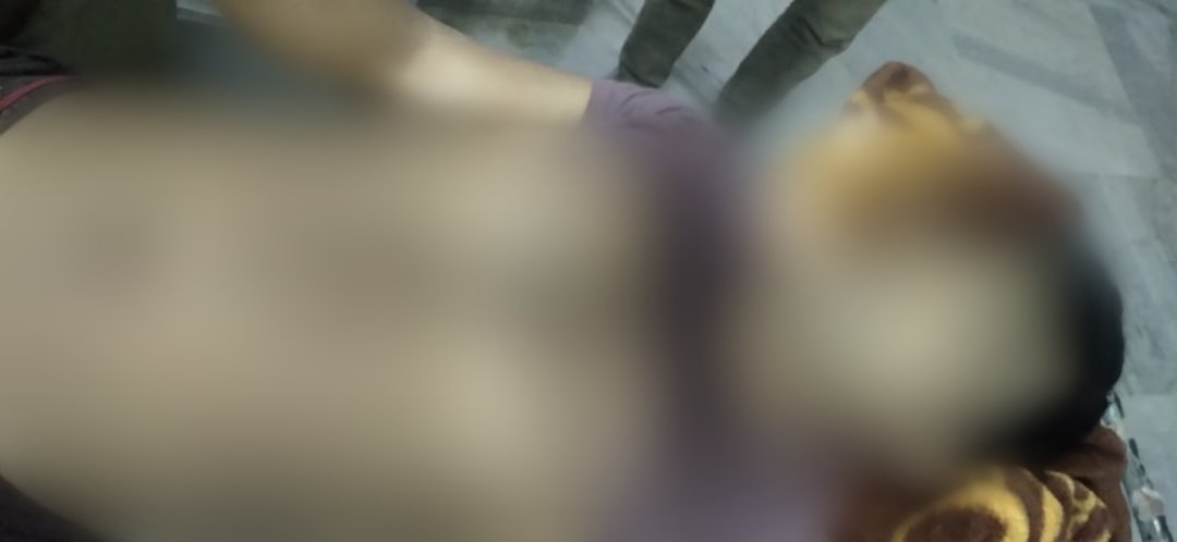 keyakahe's tweet photo. Mamata Banerjee's Police gunned down this innocent youth Mrityunjay Barman. His fault? He was the nephew of BJP Panchayat Samiti member whose house was raided at around 2 am and Mrityunjoy prevented Police from harassing his elderly grandfather & a relative.

https://t.co/raXeFDGbKA