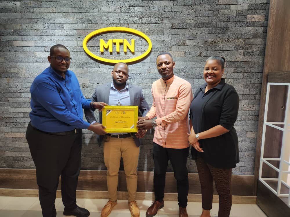 MTNRwanda's tweet image. The team led by CEO, @MapsBodibe paid our media partners a courtesy visit as part of our efforts to strengthen and appreciate their continued support. 
#MTNAt25 #GoodTogether