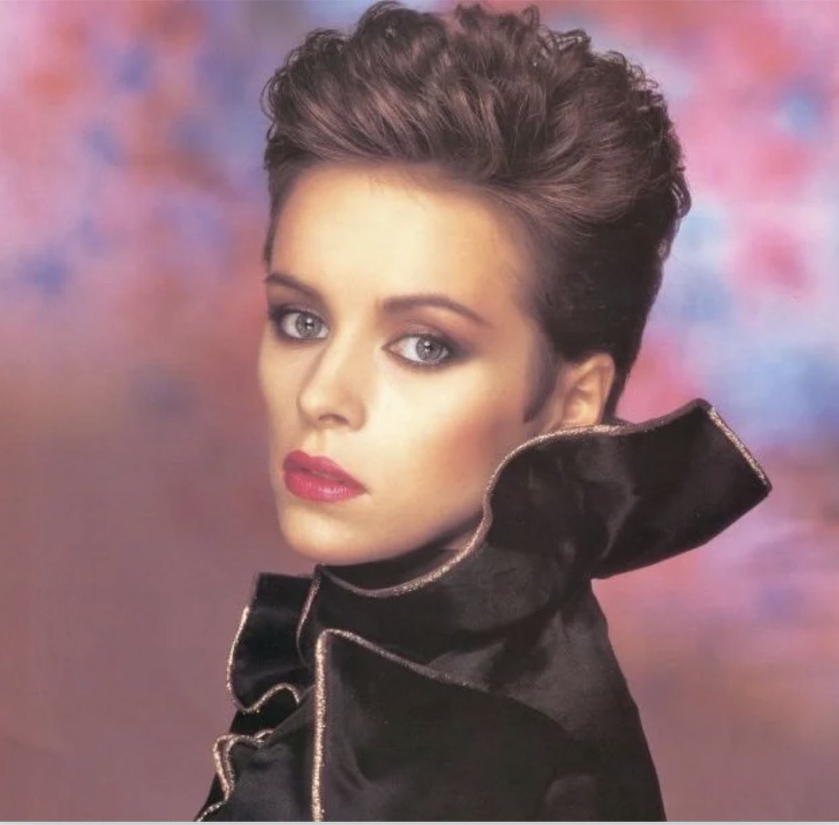 When you’re taking the ‘Morning Train,’ think of 2x Grammy-winner #SheenaEaston on her birthday!