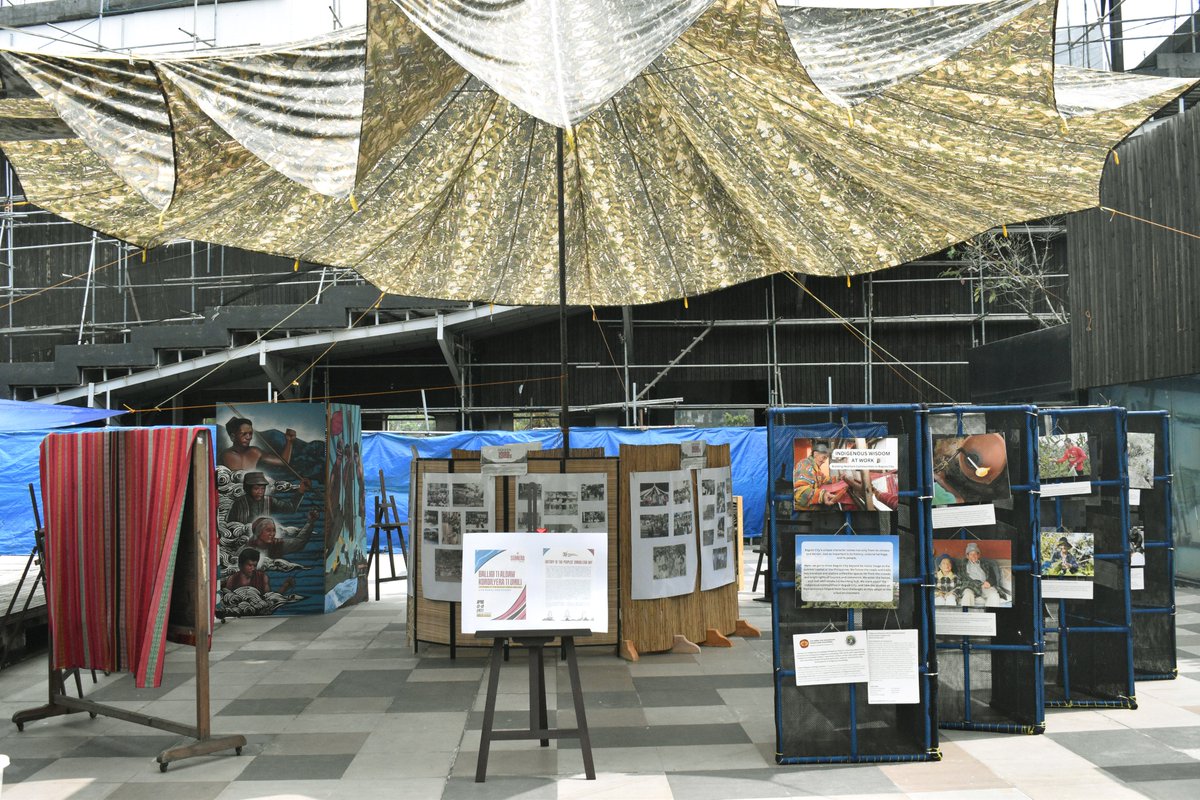 upboutcrop's tweet photo. 𝗜𝗡 𝗣𝗛𝗢𝗧𝗢𝗦 | For the 39th People's Cordillera Day, an exhibit composed of photos, illustrations, and research works detailing the struggle for land and life of the Indigenous Peoples (IPs) throughout the decades has been established in the IM Plaza of UP Baguio.

#SUMKAD https://t.co/MJqZqhqkjp