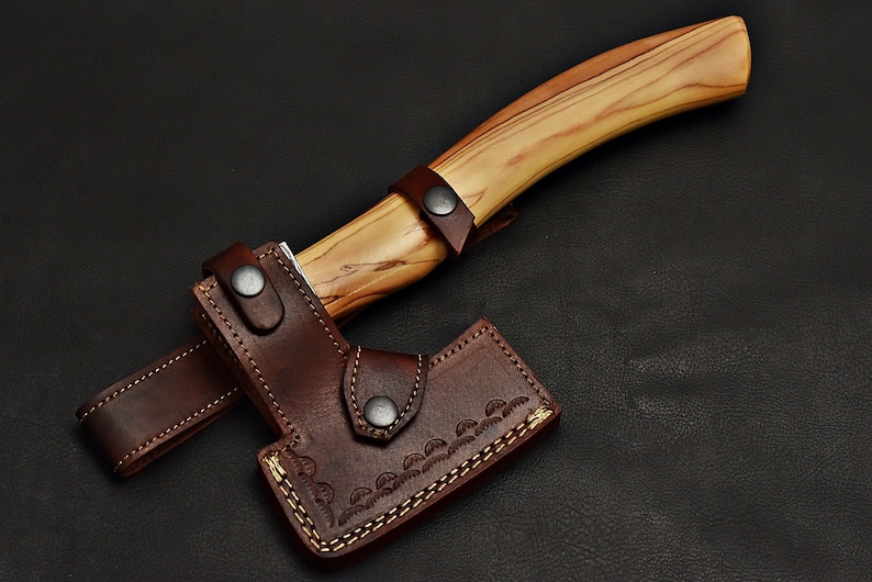 ShoponeOnline's tweet photo. Handmade Tomahawk Damascus steel Axe , Throwing Axe , Hatchet Axe with oil wood handle

#axe #ax #umbanda #o #candombl #exu #ogum #oxum #umbandasagrada #candomble #orixas #f #orix #s #amor #bahia #pombagira #orixa #xango #oxossi #iemanja #knife #sarava #axethrowing #oxala #umband https://t.co/9IhYl5x2s6