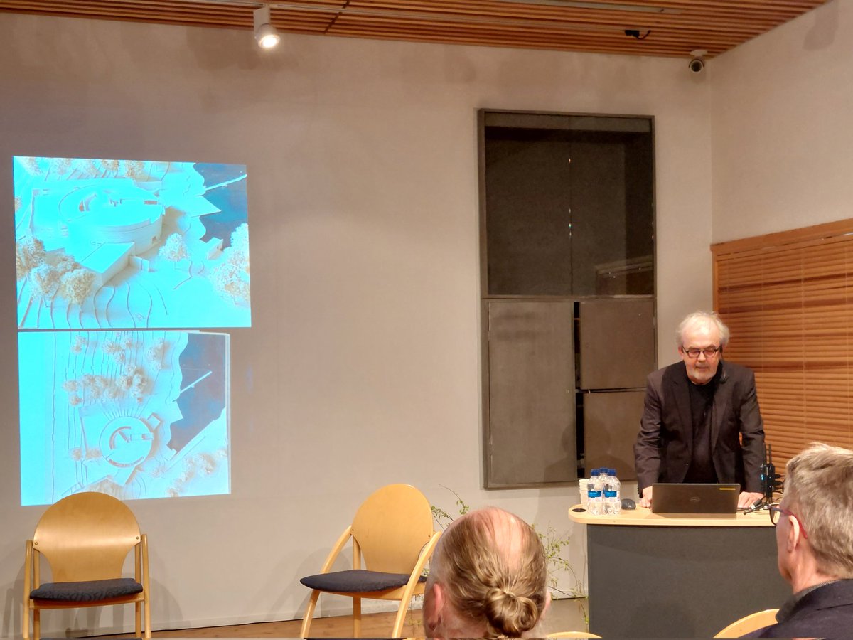 Arkkitehtiprofessori Rainer Mahlamäki kertoo Suomen Metsämuseo Luston rakentamisesta 30 vuotta sitten. Hienoa arkkitehtuuria!