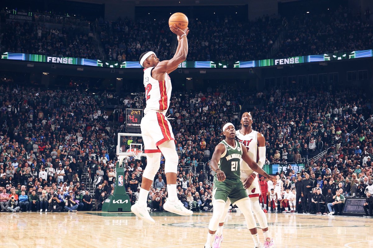 PauGasolAcademy's tweet photo. 🤯 La histórica eliminatoria de Jimmy Butler 🏀
🔥 42 PTS, 4 AST, 8 REB, 51% TC
🔥 56 PTS, 2 AST, 9 REB, 68% TC, 1 TAP
🔥 30 PTS, 4 AST, 5 REB, 2 ROB, 100% T3
🔥 25 PTS, 3 AST, 3 REB, 2 ROB, 50% T3
🔥 35 PTS, 11 AST, 5 REB, 3 ROB
#PGAFriends #PGAPlayer #NBAPlayoffs #MiamiHeat https://t.co/fRqEX0Hu5U