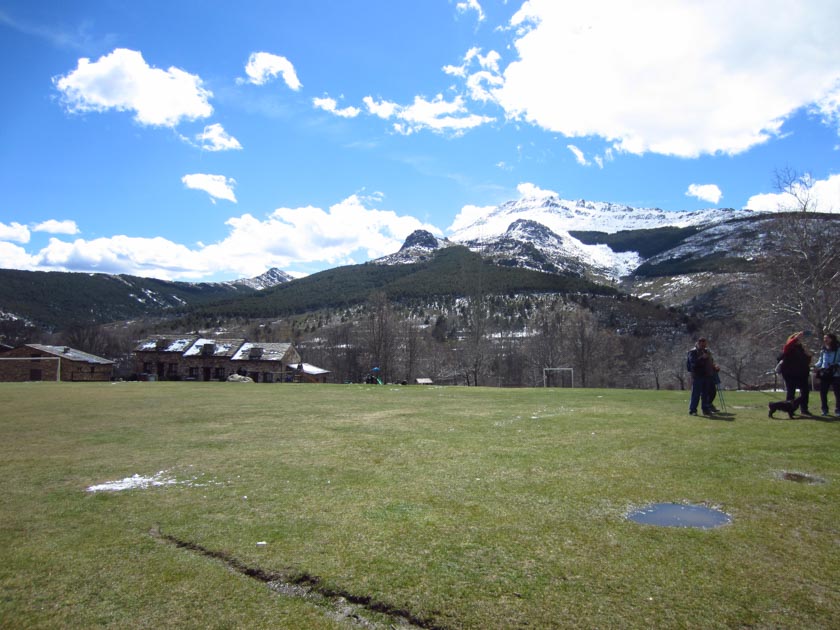 Datos prácticos del viaje a Segovia y los Pueblos Negros de Guadalajara. Presupuesto, recomendaciones y hotel #RecuerdosLatitudesInfinitas blgs.co/4eL6fS