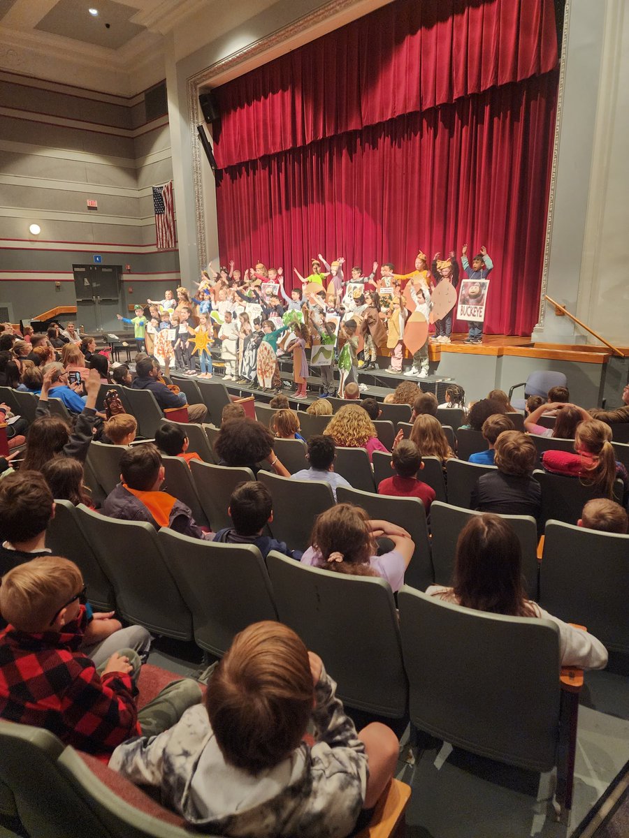 Shenanigansin3's tweet photo. Our Peaceful Pups did an amazing job during their performance of "Nuts!" It has been one of the highlights of the year watching the relationships grow and develop between the first and third graders! ❤️🐺 https://t.co/iS0cPrMbsz