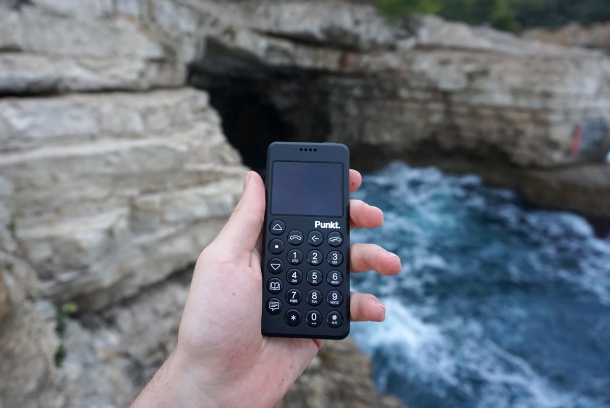 punkt's tweet photo. Want to be more intentional about tech, but don’t know where even to get started? Punkt. MP02 4G mobile phone, a phone for focused living.
Find out more: https://t.co/HWEvzNSqLP
#PunktCommunity #PunktDesign #IntentionalTech #Punkt #MP02 #JasperMorrison #DigitalMinimalism https://t.co/79fuInwPyH