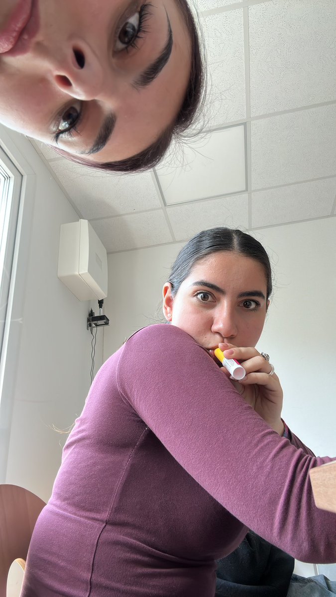 sadboy06102004's tweet image. skool maiks as deeeeeedddddd #school #lulu #pfeife #shisha #elfbar #12bar #bæ #klitoris @lulukauti