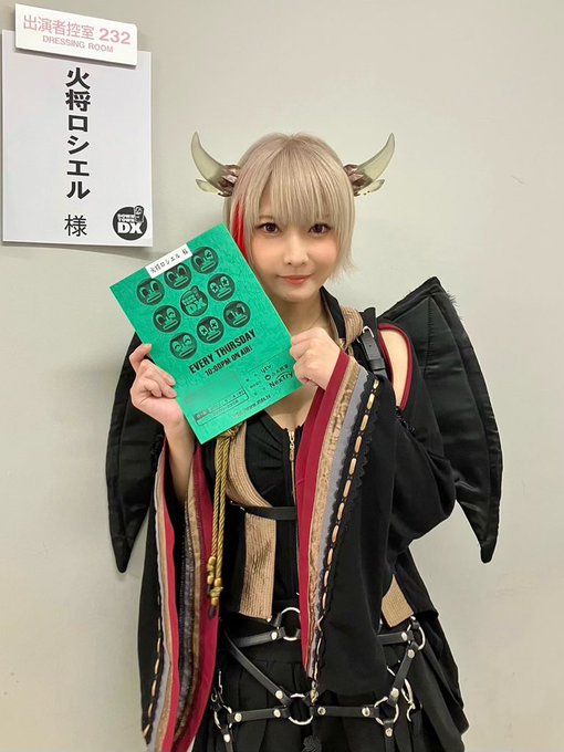 Twitterのコスプレ画像2