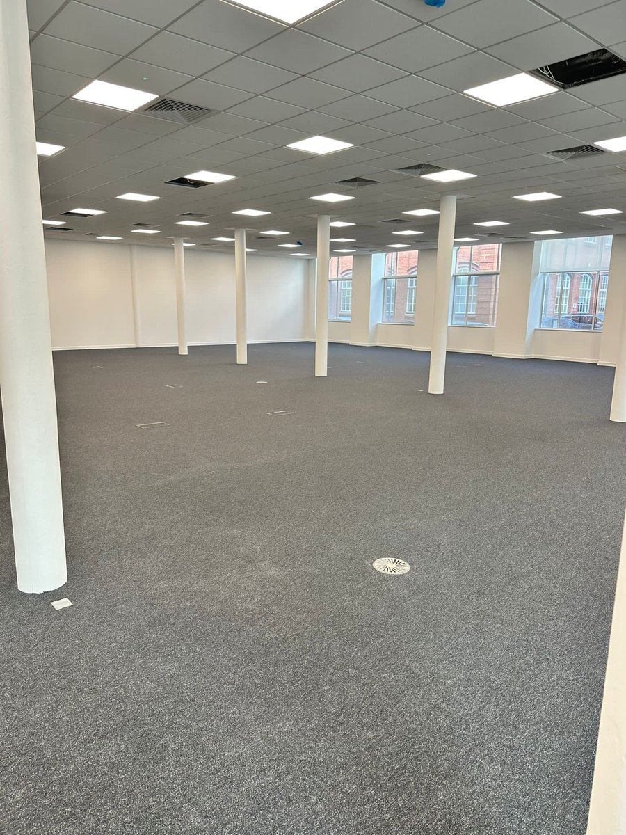 AcornFloors_'s tweet photo. Recent jobs- carpet tiles to a new office and vinyl to small kitchen area. 
Design work plank and entrance matting to a Birmingham School.
 Both customers very happy with the work! 👍 https://t.co/DUq2hK8MiT