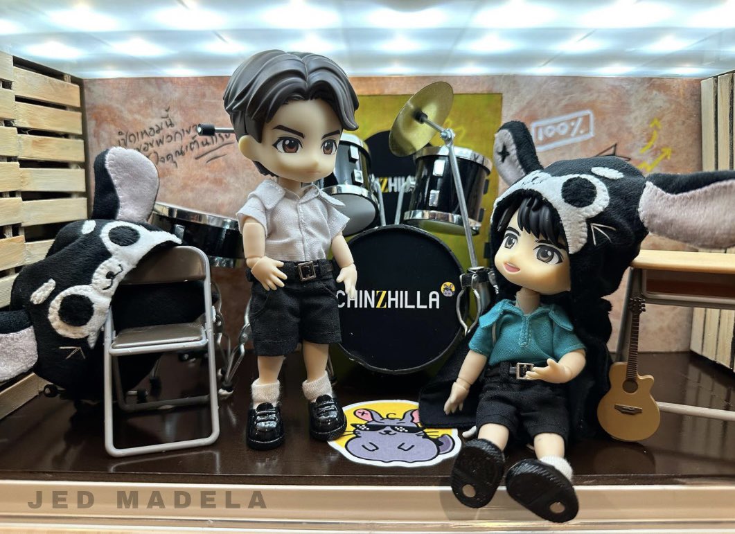 EuriThePolca's tweet photo. My School President diorama made by Jed Madela 🙌🏻
he gave me the permission to post it here cuz I told him these are too cute not to share here on Twitter 😄
he also did a diorama for 2gether and Bad Buddy!!! he’ll probably post it on TikTok so follow him there @jedmadela https://t.co/7F8MuOGccl