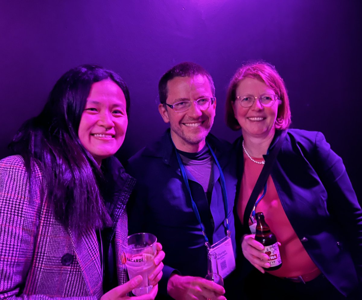 flosalim's tweet photo. We did it! Thanks @fmichahelles @SusanneCJBoll for getting @katiesiek and I involved in the #CHI2023 course on ‘The unwritten manual of becoming a professor (of HCI)’. Sorry that @aquigley can’t join us this time.
PS. Great party last night by #GermanHCI!
https://t.co/0qJJ5GfEbE https://t.co/UFE4yl6raZ