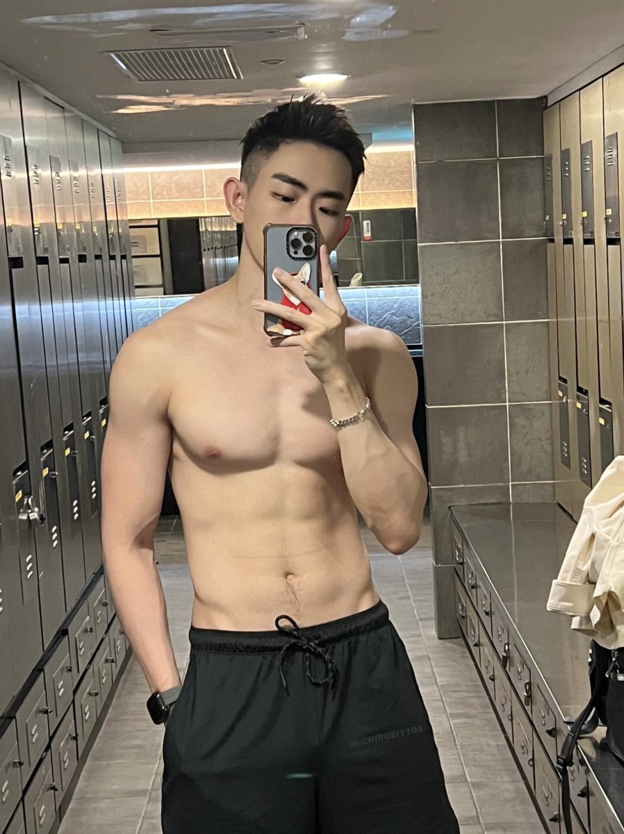 運動前加減拍一下🥵