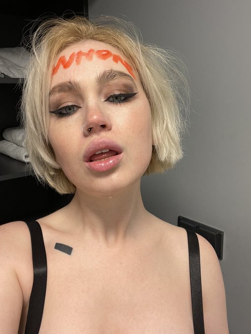 I like hard things and I'm happy to do it for yo🔞Soon there will be new videos with me in different styles<a href="/tag/bdsm"class="tags"><span>#bdsm</span></a><a href="/tag/porn"class="tags"><span>#porn</span></a><a href="/tag/dp"class="tags"><span>#dp</span></a><a href="/tag/bj"class="tags"><span>#bj</span></a><a href="/tag/dap"class="tags"><span>#dap</span></a><a href="/tag/pee"class="tags"><span>#pee</span></a><a href="/tag/watersport"class="tags"><span>#watersport</span></a><a href="/tag/pornactress"class="tags"><span>#pornactress</span></a>