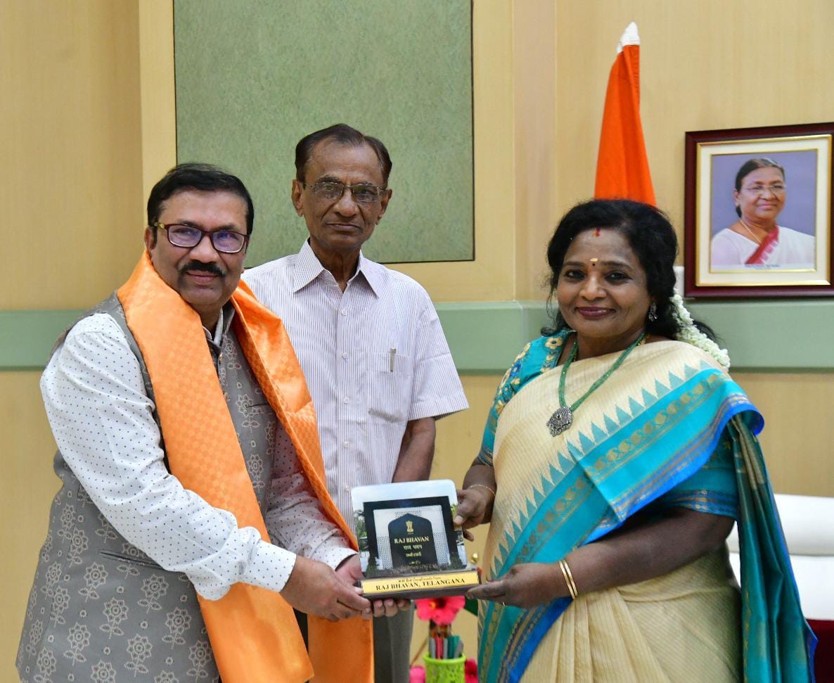 MUSEUM GETS ISO CERTIFICATION!
ISO Certification presented in  presence of Dr. Tamilisai Soundararajan, Hon'ble Governor of Telangana State at Rajbhavan, Hyderabad.
Some glimpses of the special event on 26th April 2023. 
#SalarJungMuseum #AmritMahotsav #isocertification