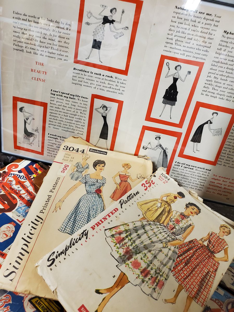 Vintage sewing fans, how about some mid-century fashions!

#mcm #vintagesewingpatterns #vintagefashion #quirkshop #seeyouatthefarm #glamour