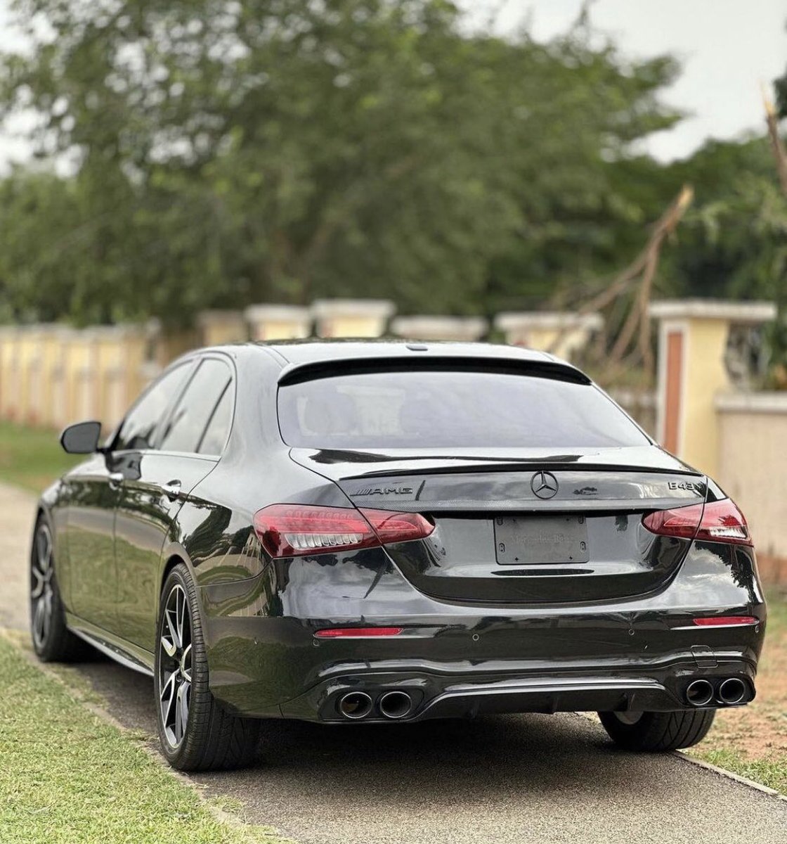 Automall_ng's tweet photo. Mercedes Benz E43///AMG 2018 model
Price:38m
Duty: paid
Location: Abuja
#Defencehouse #adamawarec #juliusberger
@aisha_yaGuda @__yellows @Mvnaaa___ @Capt_Aliyu @zabeenarh @el_uthmaan @lumiquan_ https://t.co/g63aP1BtqF