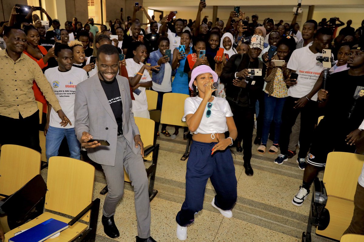 SpiceDianaUg's tweet image. Capture the star gal📱 📸 
#simpleman out on YouTube