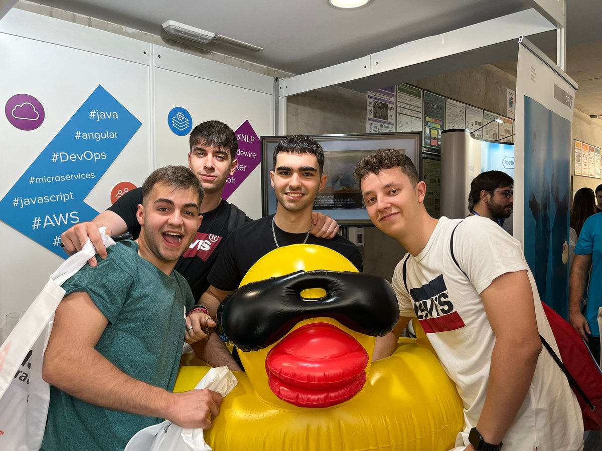 daviddsanchezz_'s tweet photo. #GFTespaña #memenginy https://t.co/lnfT3KXvar