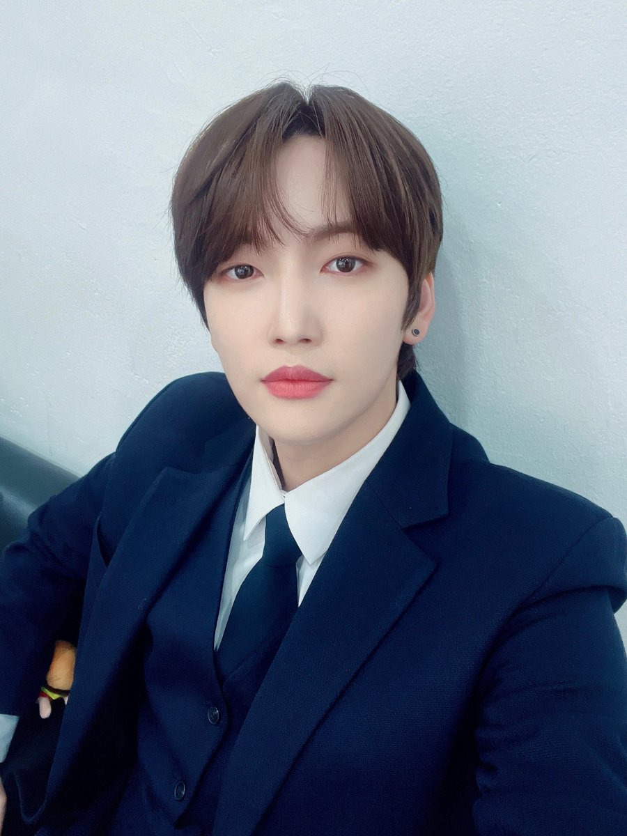 BiginningTurkey's tweet photo. [Jinseok&amp;Jhoon Weverse Güncellmesi ]

#biginningturkey #희도 #민표 #벤지 #제이훈 #건민 #진석  #터키비기닝 #비아이지터키 #jhoon #jinseok #minpyo #benji #gunmin #heedo  #비아이지 https://t.co/T74Tu9h5xL
