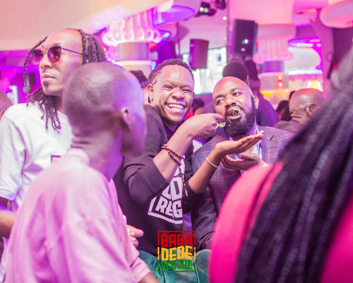 McTeargas's tweet photo. Last night was a blessing #BabaDedeAt9 @the_allure_lounge_official Kiambu Rd #WednesdayReggaeVibes 🔥🔥🚦🚦we give thanks for the love and support🙏
Leo tuko THIKA RD @parisloungeke Mirema Drive #RubADubThursdays on kama kawaida✅Join us now #BabaDedeReggaeTakingOver https://t.co/gffYf2CVaU