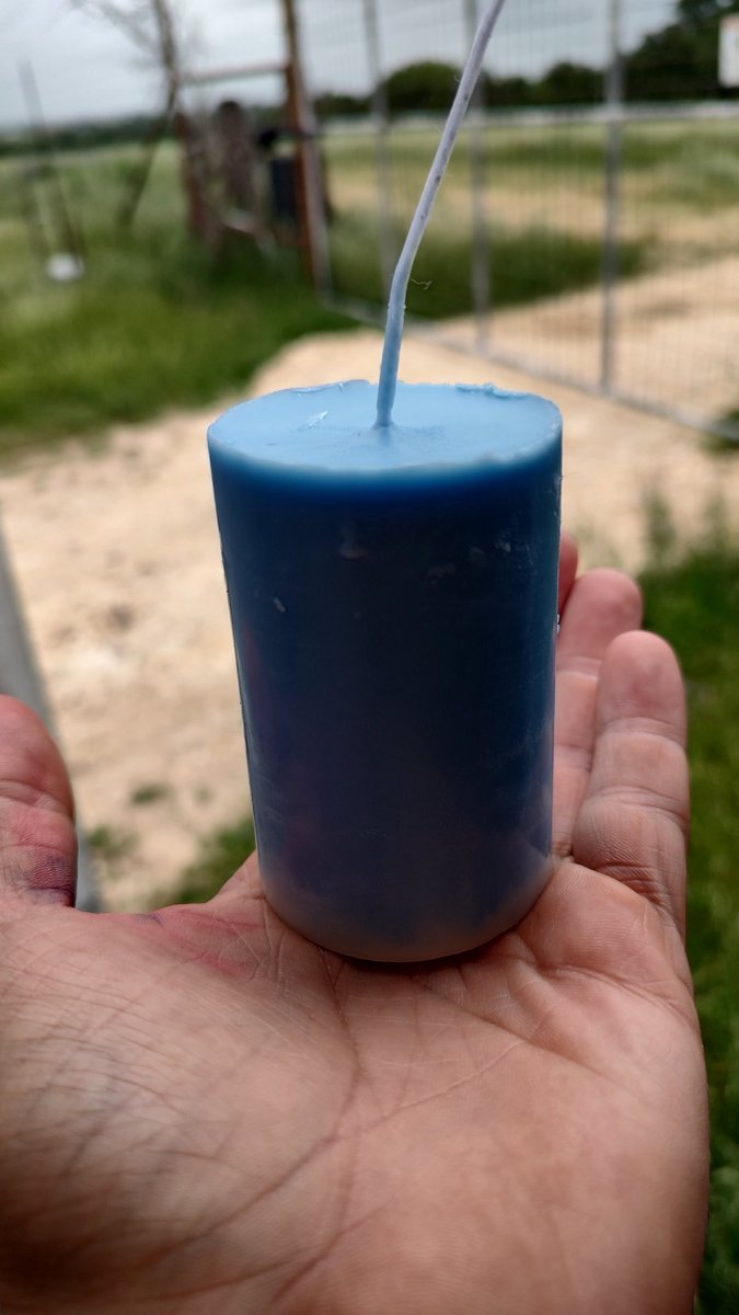 Controltowerst1's tweet photo. Some #diy #candles and #chapstick 
#homestead https://t.co/tnK9jCW4dd