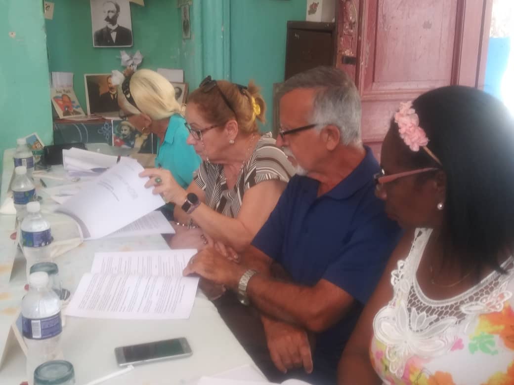 Clase metodologica sobre el medio ambiente por parte del Asesor del campamento de exploracion de Arroyo Naranjo. <a href="/DpeLaHabana/">Dirección General de Educación La Habana</a> <a href="/FalconYoania/">Yoania Falcón Suárez</a>  <a href="/DiazCanelB/">Miguel Díaz-Canel Bermúdez</a>