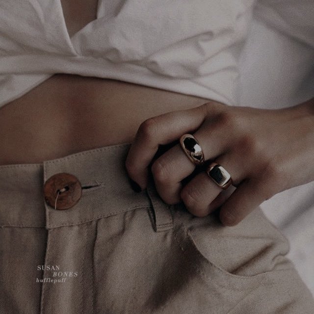 sxldeverano's tweet photo. from the 𝒃𝒆𝒈𝒈𝒊𝒏𝒊𝒏𝒈 of time they were 𝒘𝒂𝒓𝒎 things,
almost 𝒃𝒖𝒓𝒏𝒊𝒏𝒈 up from their  𝐟 𝐢 𝐫 𝐞
but capping their own 𝒍𝒊𝒈𝒉𝒕. https://t.co/tGzjXQJhw1
